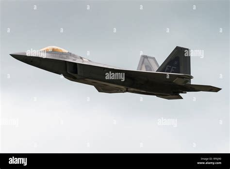 F22 raptor cockpit hi-res stock photography and images - Alamy