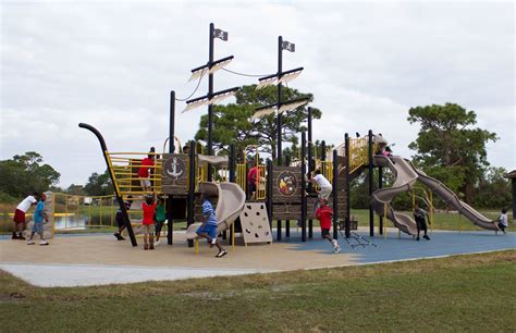 Commercial Outdoor Playground Equipment - Snider Recreation