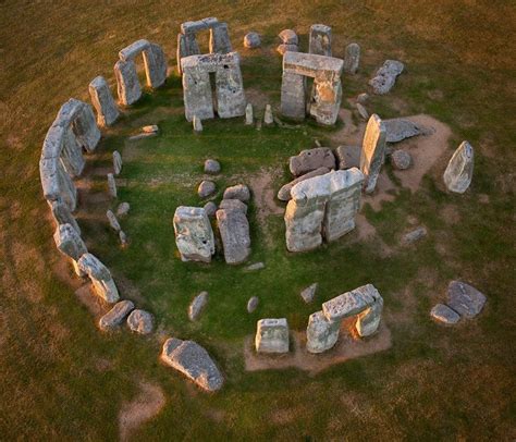 Aerial view of Stonehenge (English Heritage) | Stonehenge, Aerial view, Historic england