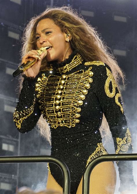 Beyonce: Performs at Formation World Tour -20 | GotCeleb