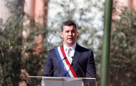 Peña sworn in as President of Paraguay — MercoPress