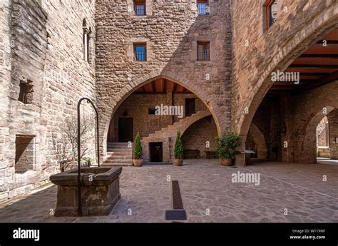 Courtyard in the medieval castle of Cardona in Catalonia, Spain Stock Photo - Alamy