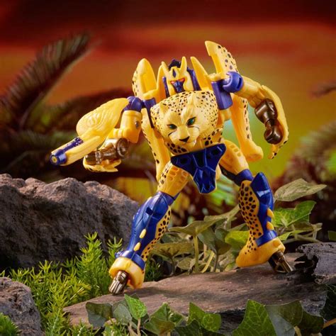 Hasbro Is Bringing Back Vintage Transformers Beast Wars Action Figures This Year