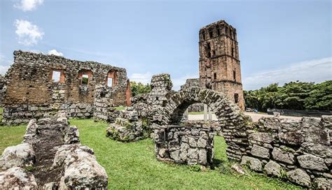 Visita turística a las Ruinas de Panamá Viejo, declarado sitio del patrimonio de la humanidad. 2024