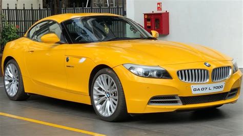 YELLOW BMW IN GOA 💛 - YouTube