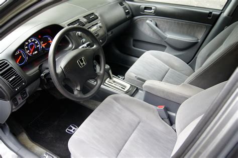 2004 Honda Civic - Interior Pictures - CarGurus