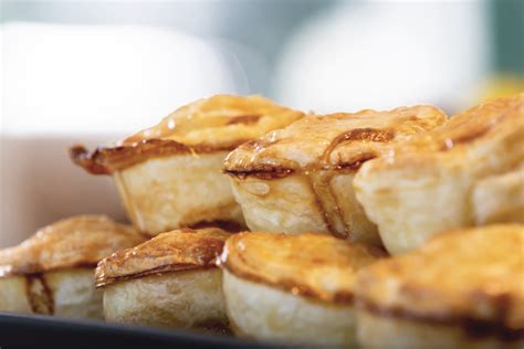 Bacon and Egg Mini Pies Recipes | Watch the How-To Video at NZ Eggs