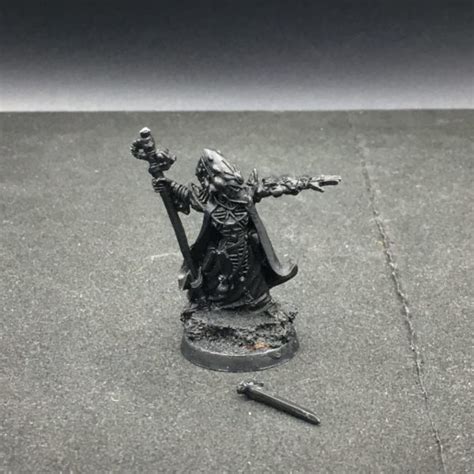 Farseer (Converted) - #66014 - Mindtaker Miniatures