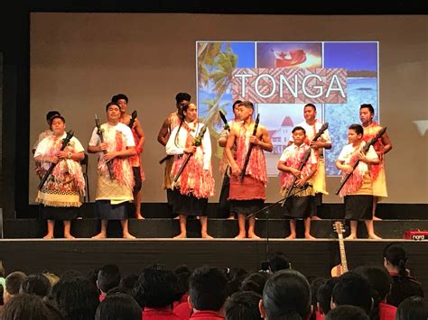 Trendy @ Pt England School: Tongan Dance For Tongan Language Week!