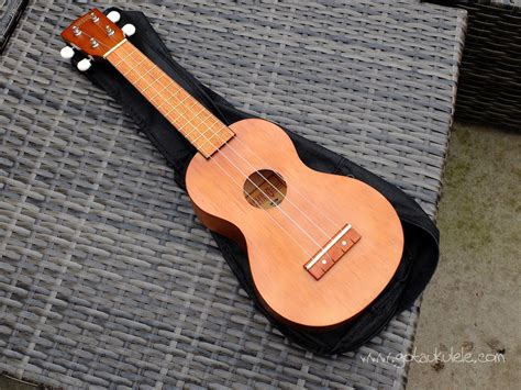 Mahalo 2500 Kahiko Soprano Ukulele - REVIEW