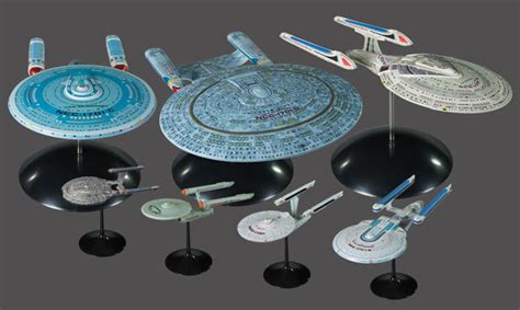 The Trek Collective: New starships Enterprise model kit set