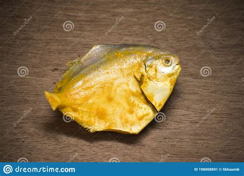 Pamphlet Fish Ready To Cooking Stock Image - Image of close, eating: 198008891