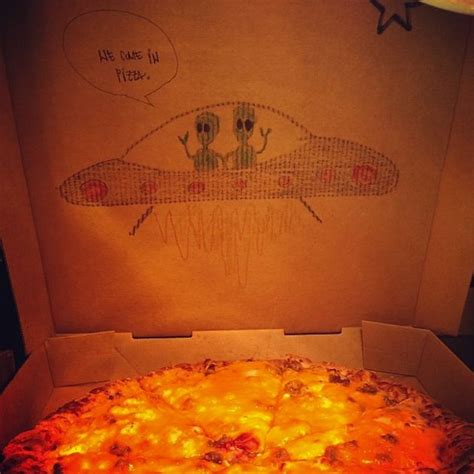 12 Examples of Creative Pizza Box Art | Creative pizza, Box art, Pizza ...