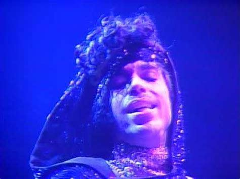 Descarca Prince and The Revolution - Purple Rain Live in Syracuse, March 30, 1985 - VitanCLub