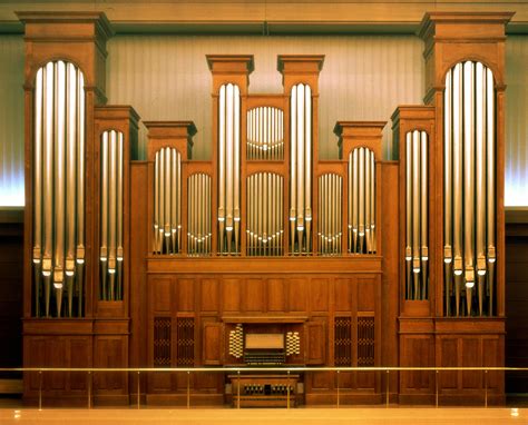 The Structure of the Pipe organ:The organ as a wind instrument - Musical Instrument Guide ...