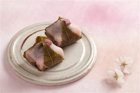 Recipe: Sakura Mochi - Savvy Tokyo