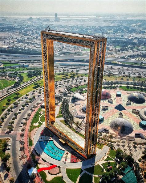 Dubai's Enormous Frame Opens to the Public | Moss and Fog