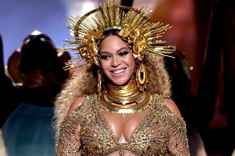 Beyoncé postpones Coachella performance to 2018 | EW.com