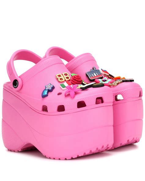 Balenciaga Platform Crocs in Pink | Lyst Australia