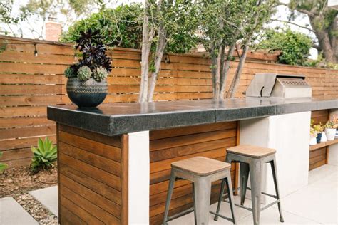 40 Outdoor Bar Ideas For Festive Entertaining