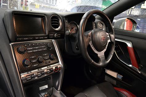 Nissan GT-R Carbon Treated Interior Trim - Reforma UK