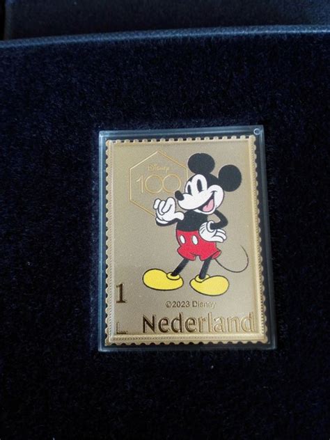 Netherlands 2023 - Gold stamp Disney 100 - Catawiki