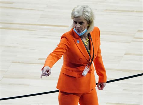 For LSU's Kim Mulkey, her roots run deep in Louisiana: She's 'family'