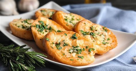 25 Garlic Recipes No One Can Resist - Insanely Good