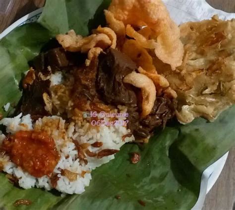 5 Tempat Sarapan Nasi Uduk Betawi yang Terkenal Enak di jakarta - Halaman 3