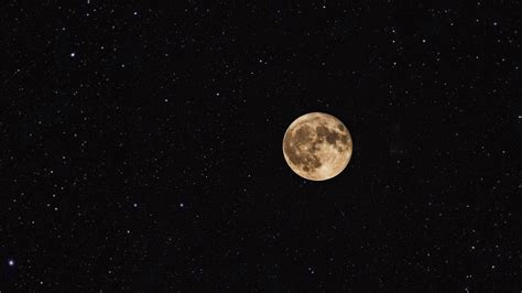 Moon Wallpaper for Desktop | Desktop wallpaper black, Aesthetic desktop wallpaper, Wallpaper ...