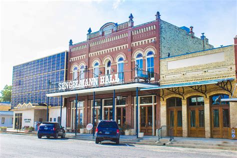 Daytrippin' Schulenburg Texas