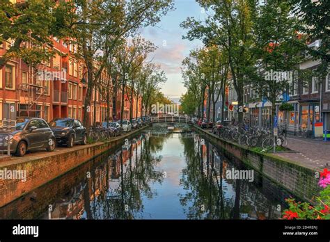 Evening canal scene in Delft, the Netherlands Stock Photo - Alamy