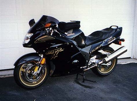 cool wallpapers: Honda CBR1100XX Wallpapers