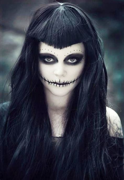 25 Gothic Halloween Makeup to Try - Flawssy