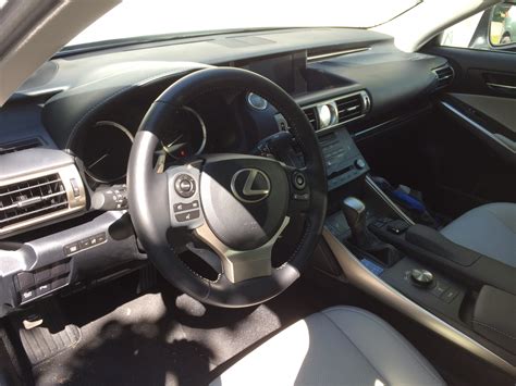 The Lexus IS300 AWD: A good middle ground between power, price - WTOP News