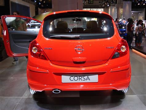 Opel Corsa GSi:picture # 9 , reviews, news, specs, buy car