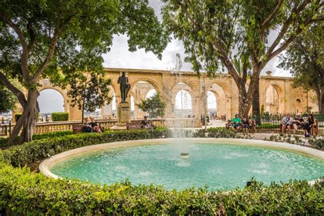 View at the Fountain in Upper Barrakka Gardens in Valetta - Malta Editorial Stock Image - Image ...