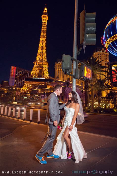 Las Vegas Wedding Photo Tour – Jen & Roger | Las vegas wedding photos, Vegas wedding photos ...