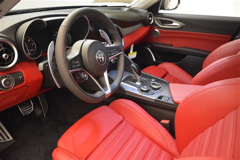 2018 Alfa Romeo Giulia Interior | Cabinets Matttroy