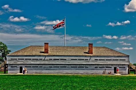 holiday valley: FORT GEORGE, NIAGARA-ON-THE-LAKE