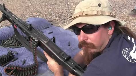 Shooting the MG-34 and MG-42 - YouTube