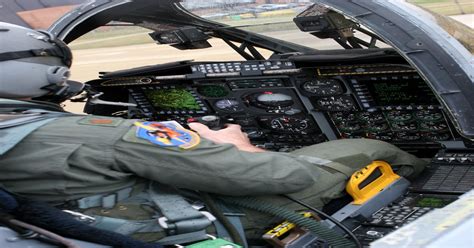 A-10 Warthog Cockpit and its BRRRRRRRPT Controls (x-post from /r/militaryporn) : cockpits