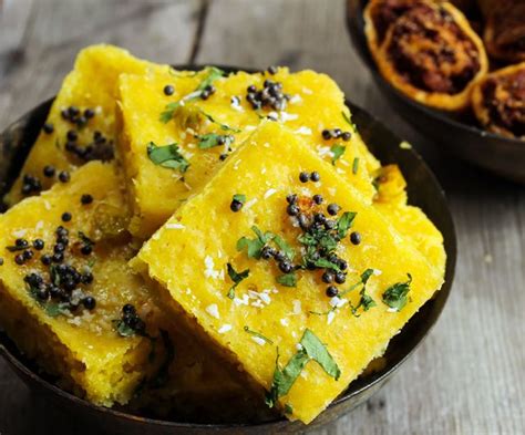 3 Gujarati dishes with a healthy twist | Femina.in | Recipes, Food, Kind snacks