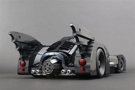 LEGO Batman 76139 1989 Batmobile review