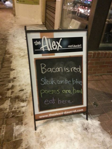 18 Funny Restaurant Signs