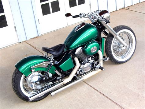 2002 Honda VT750DC Shadow Spirit - Moto.ZombDrive.COM