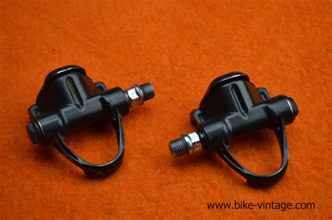 Vintage look Clipless bicycle pedals