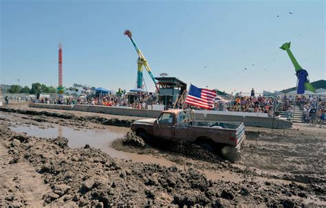 Mud bog a hit among hits at the fair | News | bozemandailychronicle.com