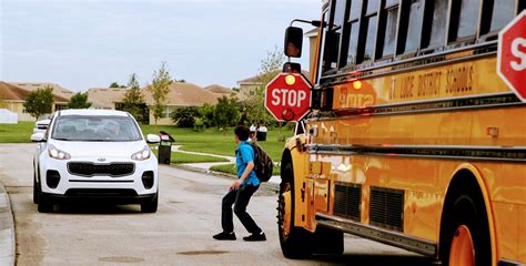 NASDPTS says the Number of School Bus Stop Arm Violations is Increasing – Seon Blog