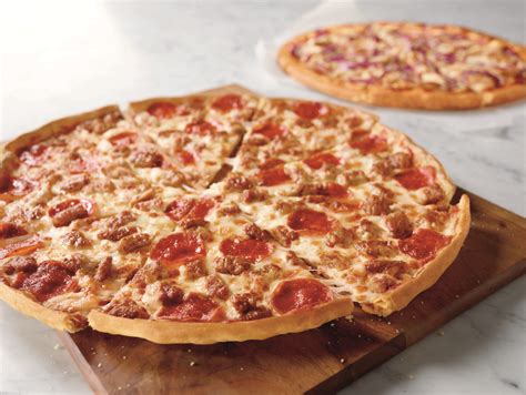 thin crust pizza pizza hut